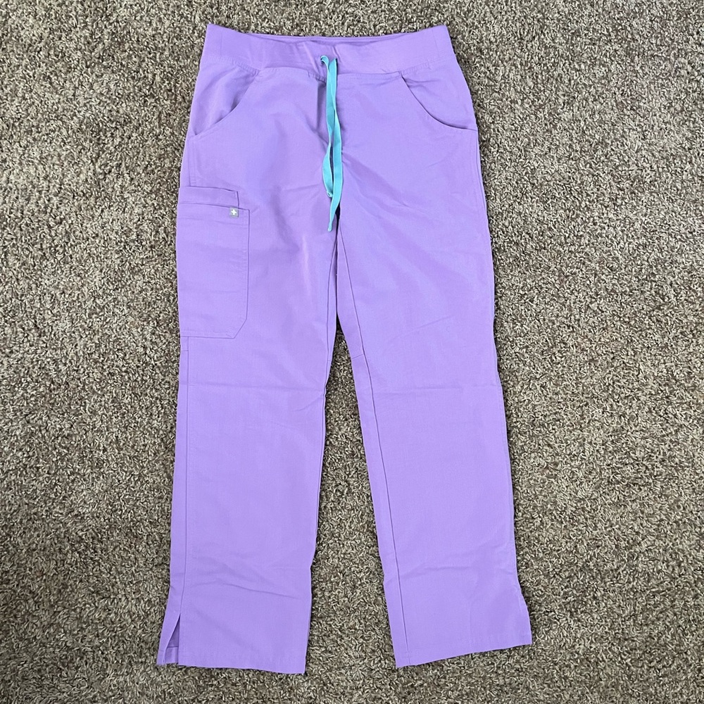 Figs Kade Cargo scrub pant in lavender dew